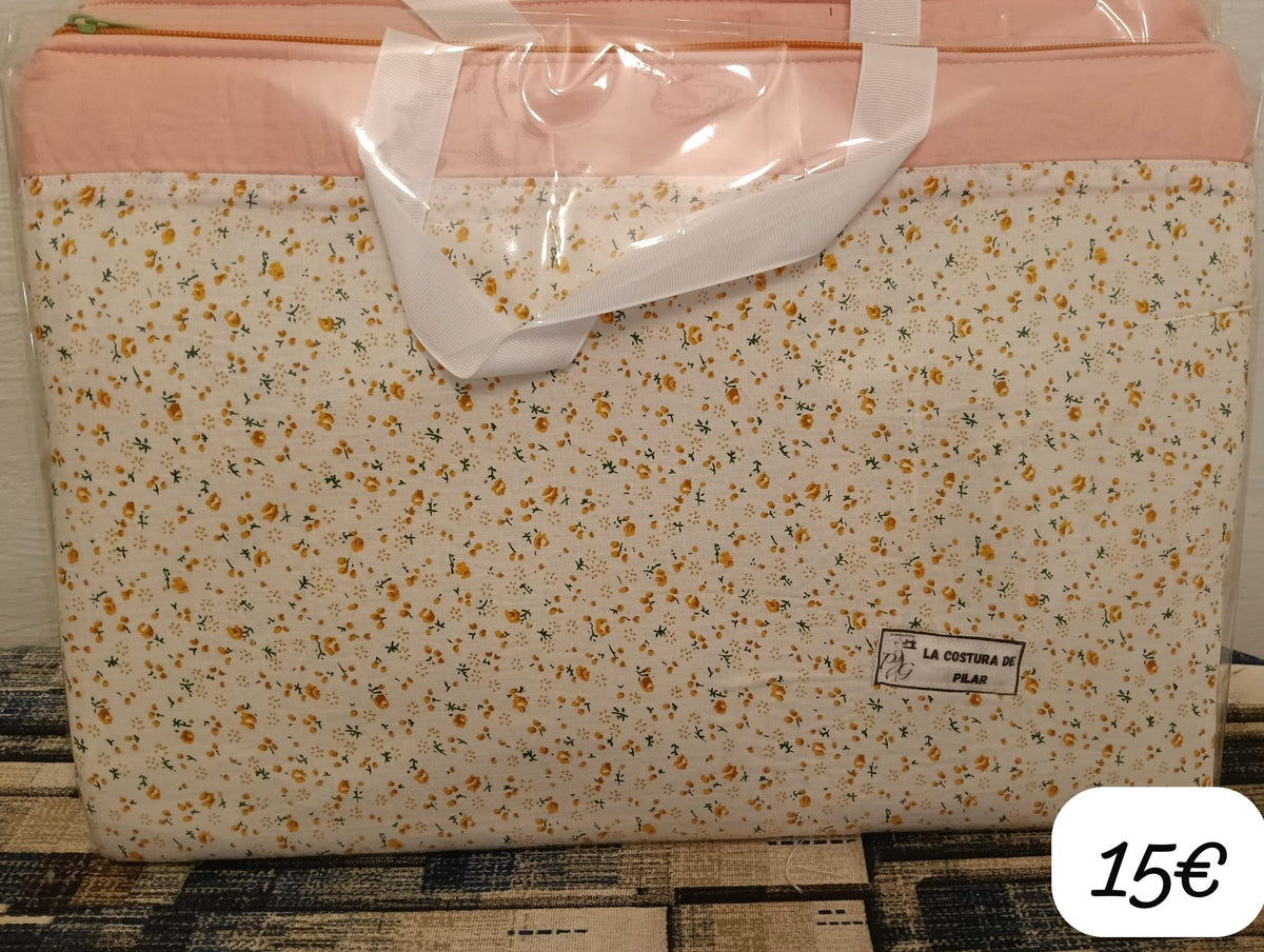 Funda de ordenador artesanal – La Costura de Pilar