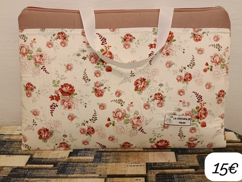 Funda de ordenador artesanal – La Costura de Pilar
