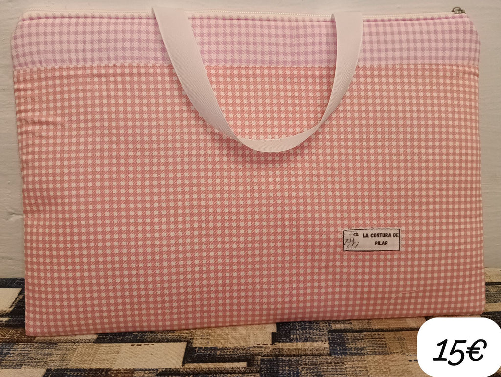 Funda de ordenador artesanal – La Costura de Pilar