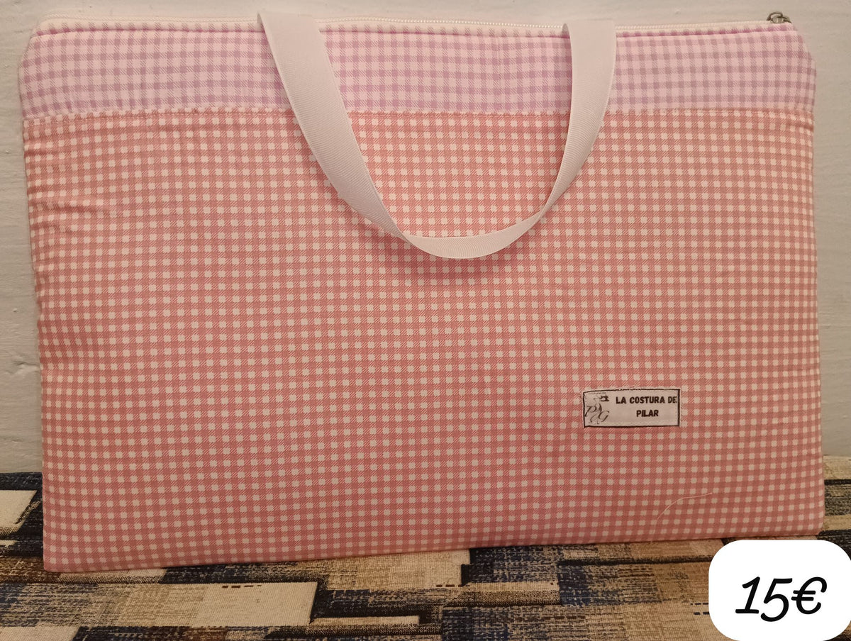 Funda de ordenador artesanal – La Costura de Pilar