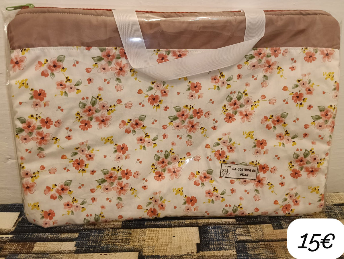 Funda de ordenador artesanal – La Costura de Pilar